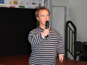 Henning Tögel auf der Bühne des Olympiastützpunkt Stuttgart bei der CMT 2012